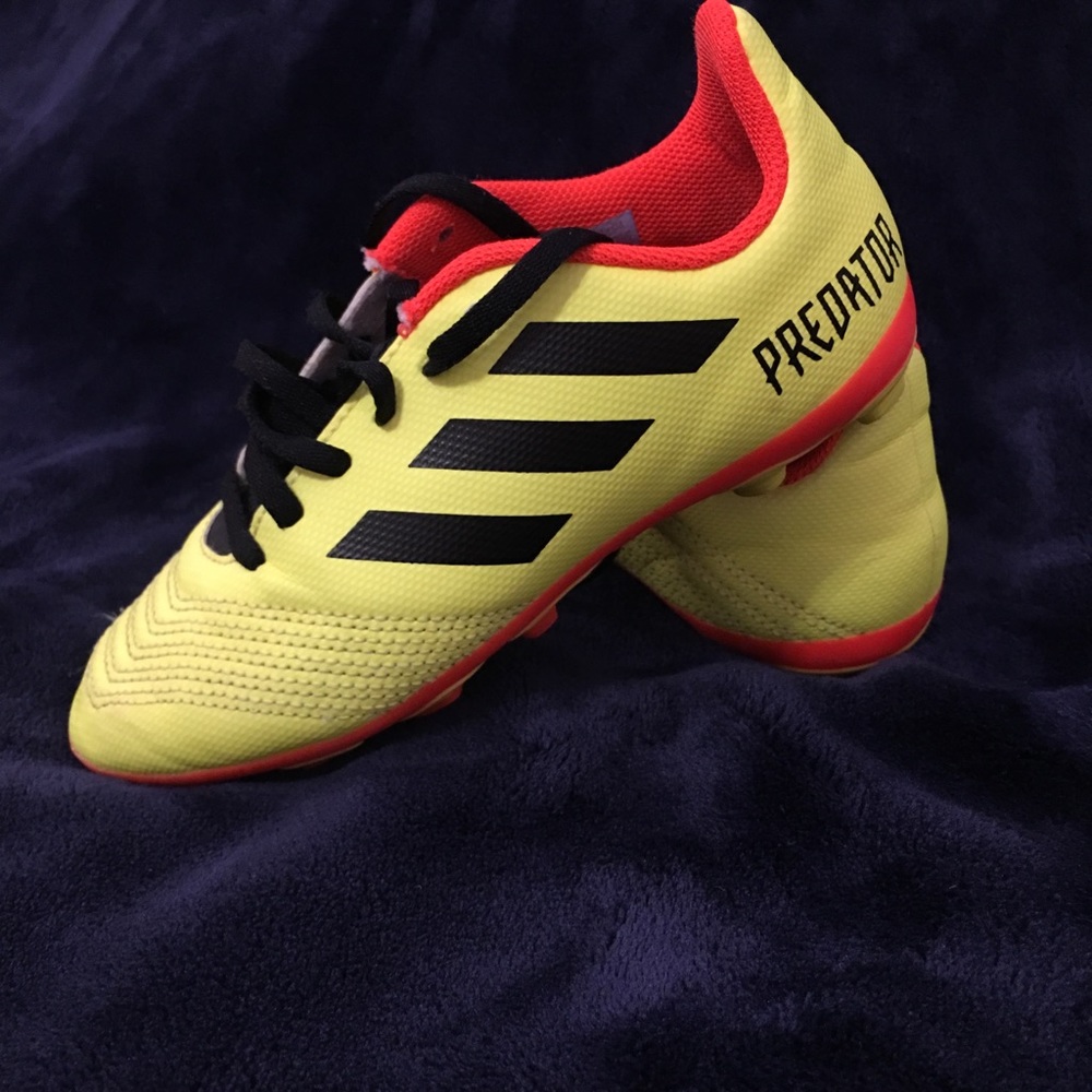 Boys Adidas soccer cleats